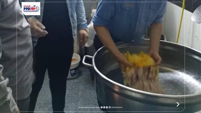 حملات مكثفة على أسواق المنيا تضبط أغذية فاسدة وتعدم ربع طن من السلع