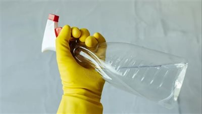أفضل وصفات طبيعية لتنظيف الأسطح والحفاظ على صحة أسرتك
