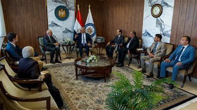 وزير البترول يبحث مع توتال إنرجيز فرص الاستثمار في غرب البحر المتوسط