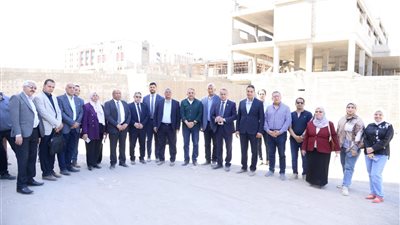 جامعة أسيوط تستعرض معدلات إنجاز مستشفى الإصابات والأورام الجديد