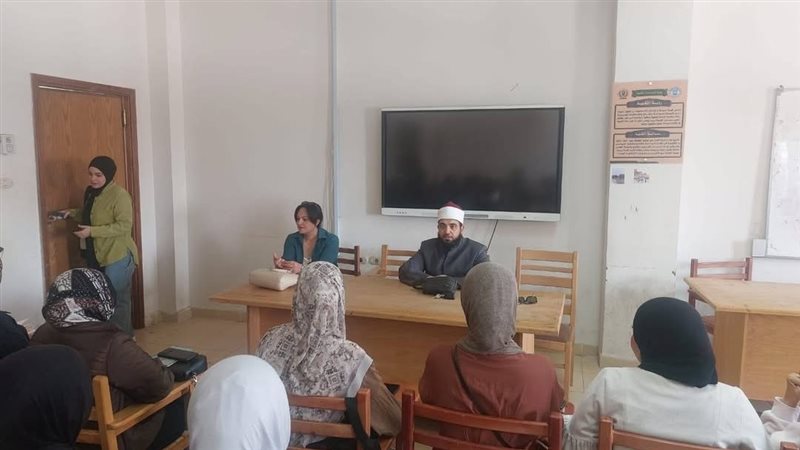 ندوة بجامعة قناة