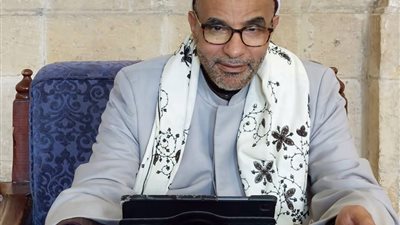 لم عطف القرآن منصوبا على مرفوع في آية الراسخون في العلم منهم؟