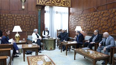 شيخ الأزهر لسفيرة فنلندا: العالم يعاني غياب القيم والحروب تفتك بالفقراء