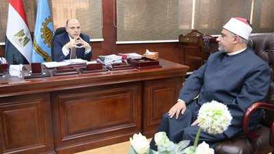 محافظ الغربية يجتمع مع وكيل وزارة الأوقاف ورئيس المنطقة الأزهرية 