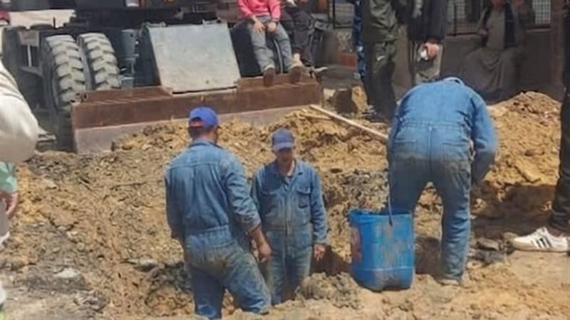 مياه القناة: رئيس