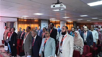 عميد كلية الطب بأسيوط يفتتح فعاليات المؤتمر الدولي السابع لقسم الأنف والأذن 