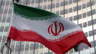 إيران تمدد التعليم عن بُعد في جميع المدارس حتى إشعار آخر