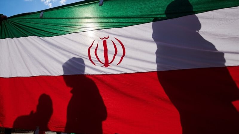 إيران
