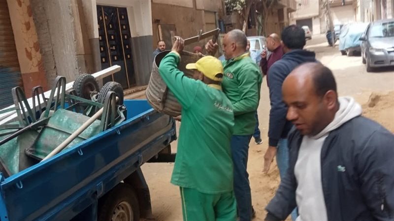 جانب من المصادرة