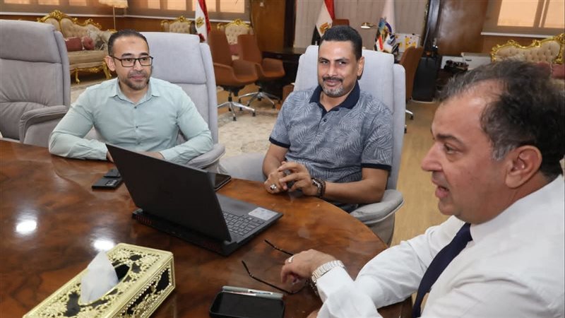 رئيس جامعة قنا 