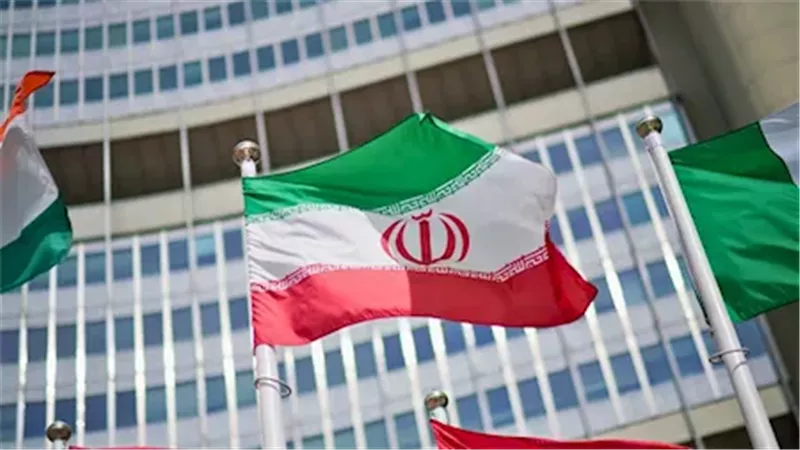 إيران 