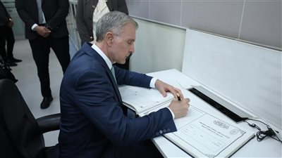أمير رومانيا يتفقد أروقة الجامع الأزهر ووحدات المرصد لمكافحة التطرف