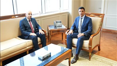 حسن رداد يلتقي وزيرا الصناعة والتعليم العالي لربط التدريب بسوق العمل