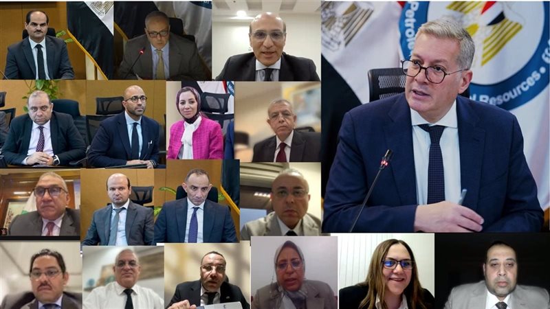 جانب من المؤتمر 