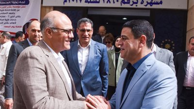 محافظ الإسكندرية وقائد المنطقة الشمالية يشهدان قافلة “بسمة أمل” بكرموز