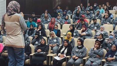 استكمال برنامج تدريب عمال خدمات المجمع الطبي لتعزيز إجراءات مكافحة العدوى