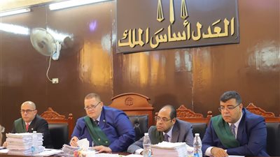 جنايات قنا تقضي بالسجن المؤبد وغرامة مائة ألف جنيه لمتهم بالاتجار فى المخدرات 