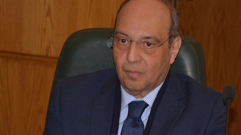 المستشار السياسي