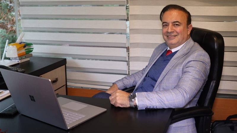 السياسي اللبناني