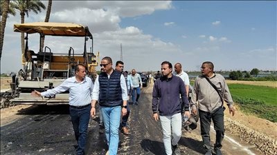  بطول 2 كم.. محافظ الجيزة يعلن رصف ورفع كفاءة طريق طراد النيل المتانيا بالعياط