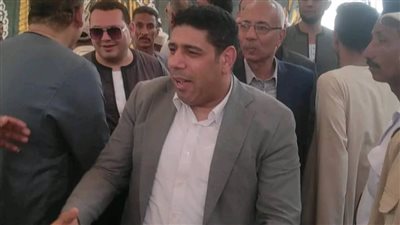 عادل زيدان يشارك في جلسة صلح كبرى بقرية الزنيقة في الأقصر