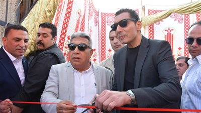 في ختام الجولة .. جوهر نبيل ومحافظ الدقهلية يفتتحان ملعب كرة خماسي
