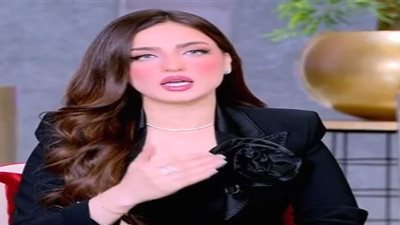 مصطفى كامل لياسمين عز: مفيش جديد في حالة هاني شاكر وكفاية شائعات