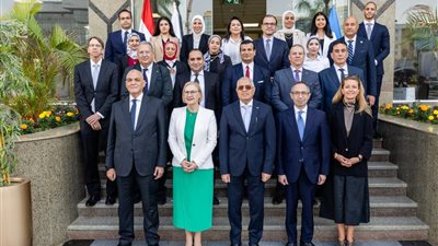 وحدة مكافحة غسل الأموال تستقبل وفد الأمم المتحدة لدعم بناء السلام