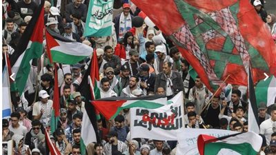 مغاربة يحتجون على قانون عقوبة الإعدام الإسرائيلي في مسيرة مؤيدة للفلسطينيين