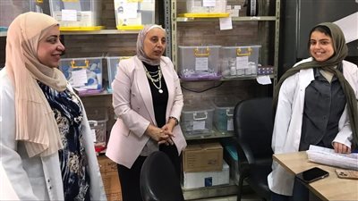 وكيل وزارة الصحة تتفقد إنتظام سير العمل وتشيد بجودة الخدمة الطبية 