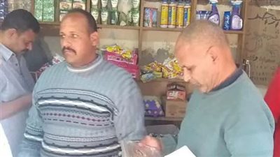 ضبط ٣٠٠ لتر بنزين و٤٠٠ علبة سجائر بدون فواتير خلال حملة تموينية مكبرة بالقناطر