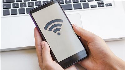 العتمة الرقمية في إيران.. 60 يوما بلا إنترنت وخسائر بالملايين|فيديو