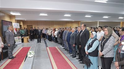 جامعة السويس تفتتح الملتقى الطلابي الأول لكلية طب الأسنان