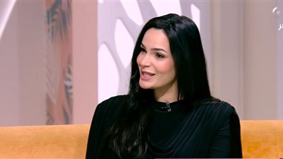 إنجي سلامة تكشف عن أول أدوارها في التمثيل: صورة معلقة على الحائط
