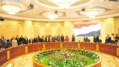 حماة الوطن يعقد صالون سياسي لبحث مشكلات الأسرة المصرية