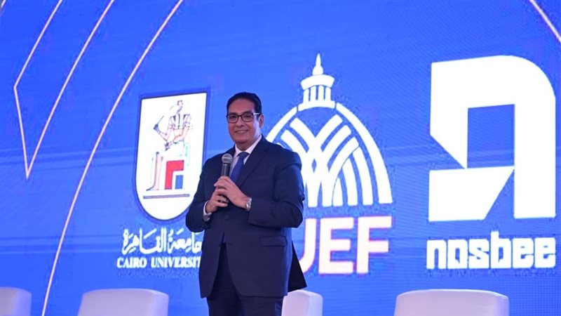 رئيس جامعة القاهرة