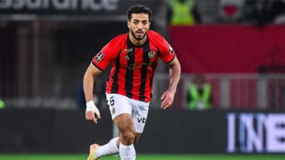 رغم التعافي.. استمرار استبعاد محمد عبد المنعم من قائمة نيس