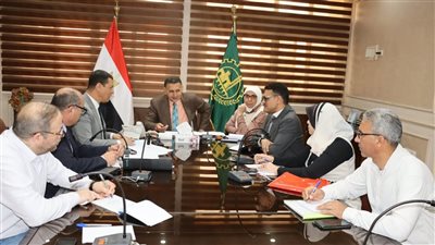 محافظ القليوبية يتابع الموقف التنفيذي لمشروعات مياه الشرب والصرف الصحي 