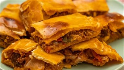     طريقة عمل رقاق اللحم في الفرن بطعم البيوت المصرية الأصيلة