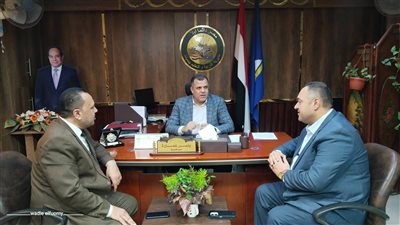 تعليم دمياط يبحث تطوير المدارس بكفر البطيخ لتعزيز جودة العملية التعليمية