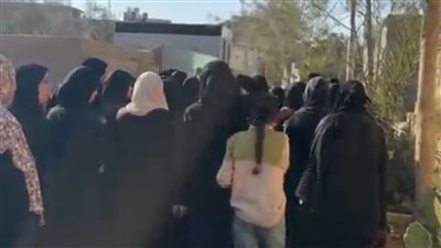 من الفستان الأبيض إلى الكفن.. أهالي الشرقية يشيعون «فرح» إلى مثواها الأخير