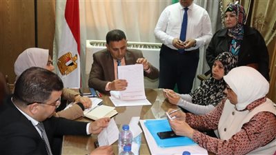محافظ القليوبية يعقد لقاءه الأسبوعي بالخانكة لبحث مطالب المواطنين 