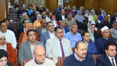 دمياط.. المجلس التنفيذي يناقش مشروعات الطرق والتقنين والتصالح