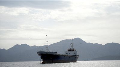 اليونان تنفي سيطرة الحرس الثوري على السفينة إيبامينونداس.. ما القصة؟