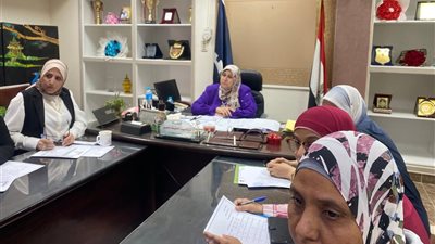 وكيل وزارة التعليم بالسويس تقود لجنة تقييم المتقدمين لمتابعة أنشطة التوكاتسو