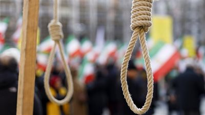 إيران تنفذ حكم الإعدام بحق عميل للموساد وتصدر أحكامًا بسجن العشرات