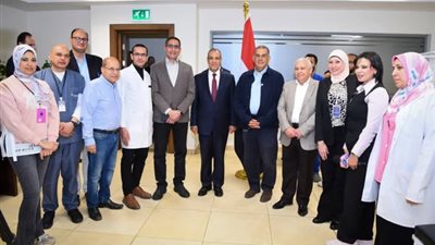 وزير الخارجية يفتتح حملة للتبرع بالدم بمقر وزارة الخارجية لمستشفى 57357