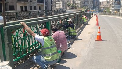 محافظ الجيزة يتابع أعمال صيانة كوبري الجيزة المعدني وتركيب أسوار حديدية 