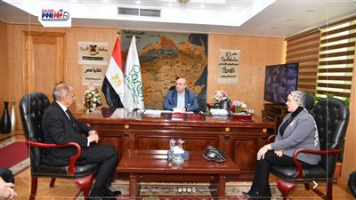 محافظ الفيوم يستقبل وفد نادي 