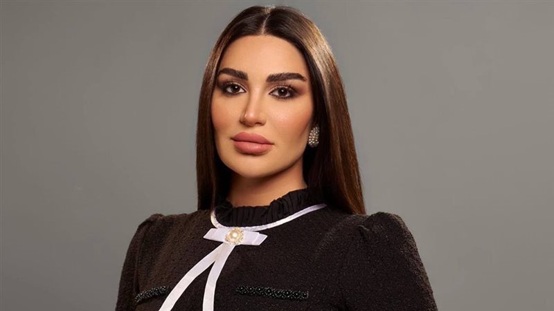 سارة نخلة